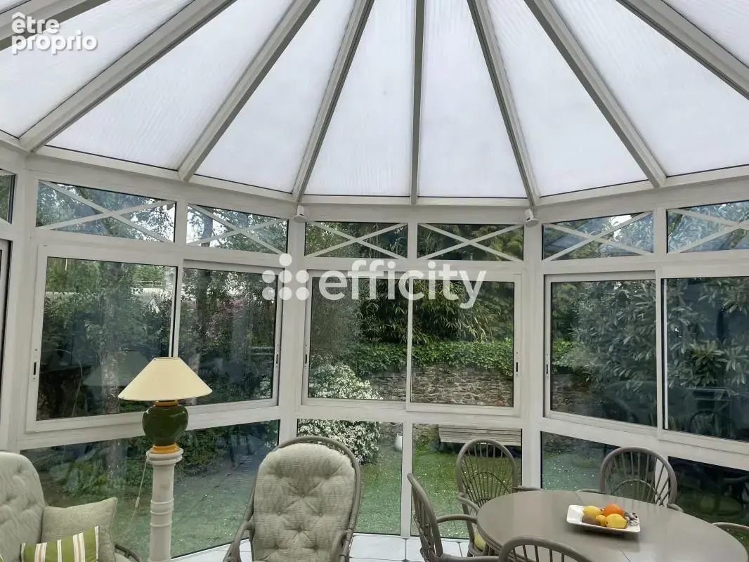 Maison 10 pièces 222 m² à vendre à Laval (53000) - photo 4
