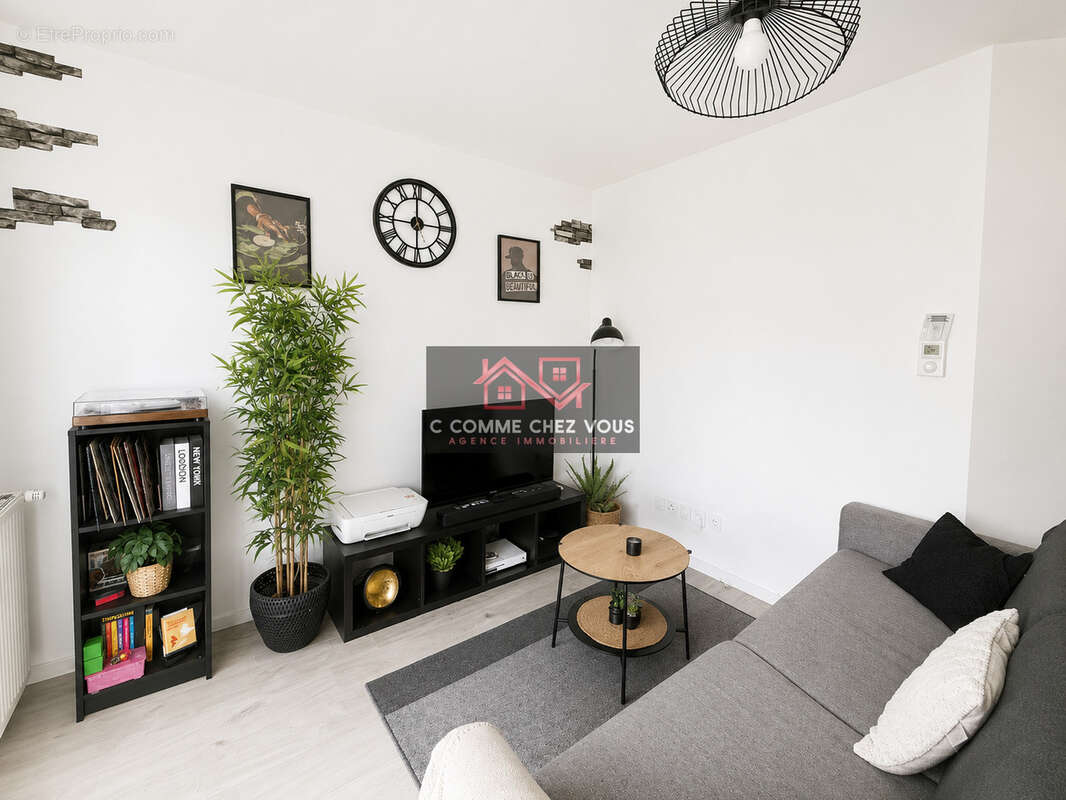 Appartement à OZOIR-LA-FERRIERE