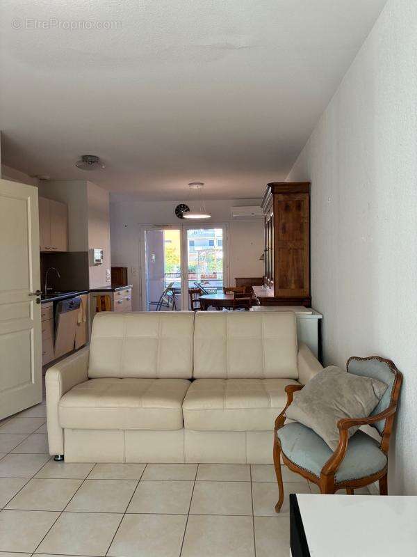 Appartement à JUVIGNAC