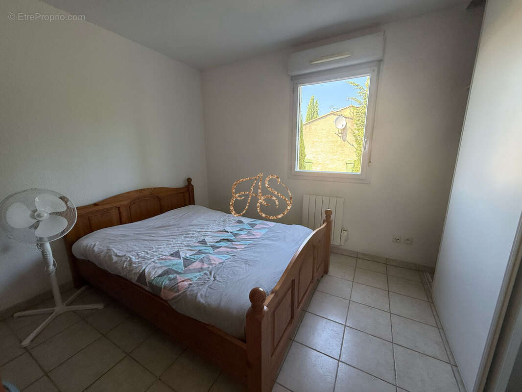 Appartement t2 en résidence sécurisée avec balcon et place de parking privative - photo 6