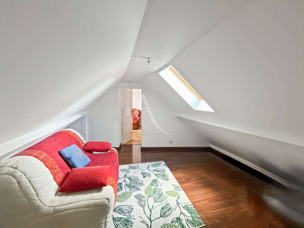 Appartement à VAUX-SUR-SEINE