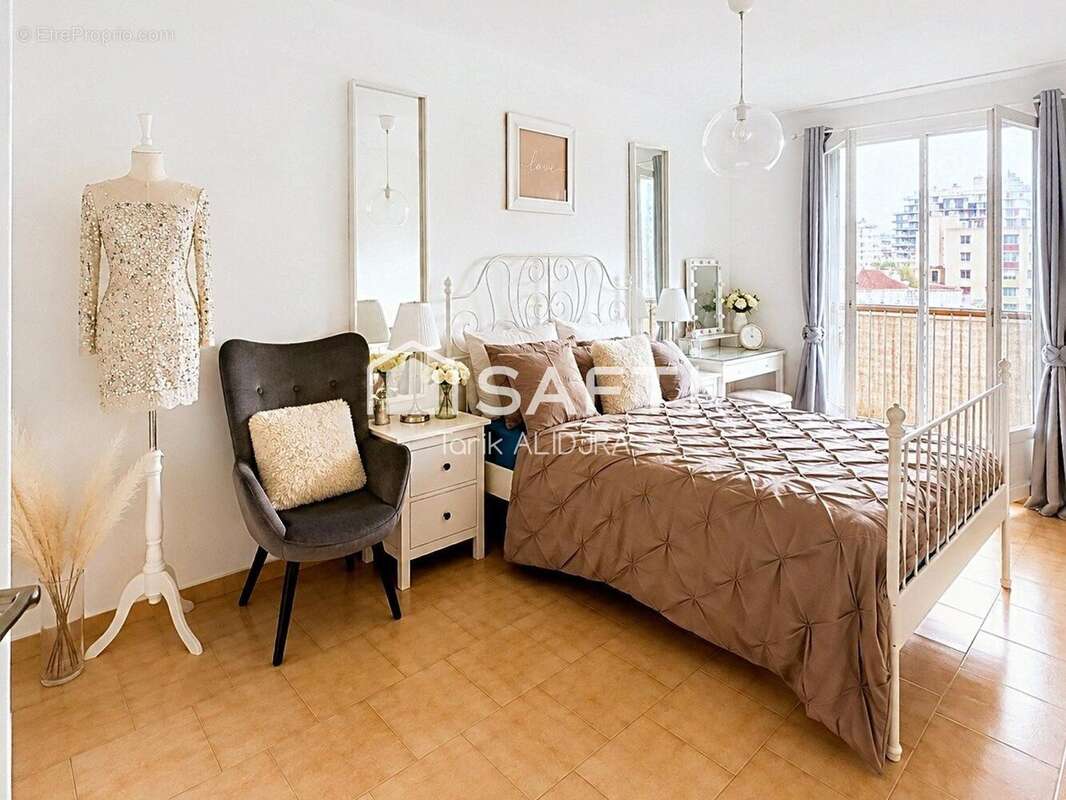 Appartement 76 m² à Marseille-3e  - photo 4