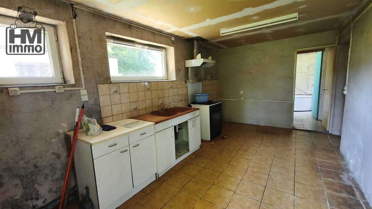 Maison à CHATEAU-CHERVIX
