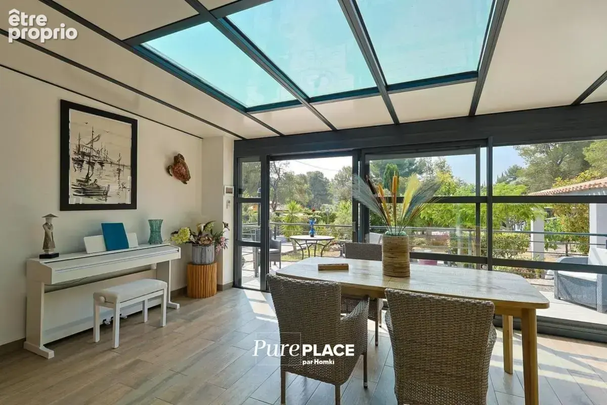 Maison/Villa T4 de 140 m² à Évenos 83330 - photo 4