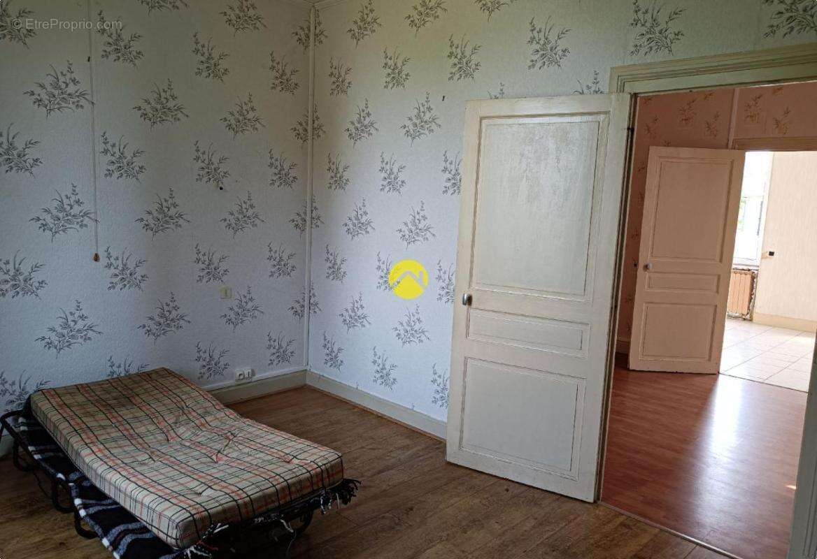 Maison à COSNE-D'ALLIER