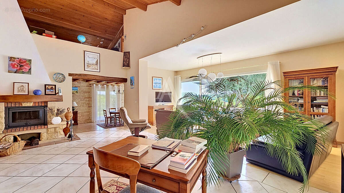 Vacquiers, villa avec piscine - photo 3