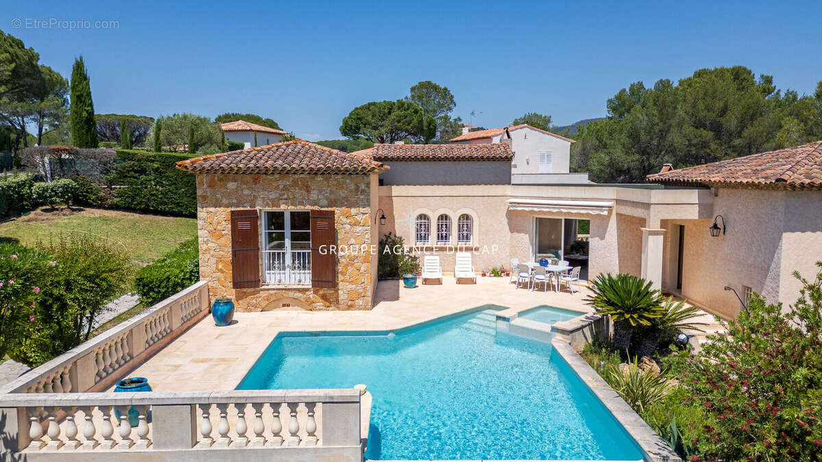 Valescure coeur des golfs villa 5 pieces avec piscine garage - photo 17