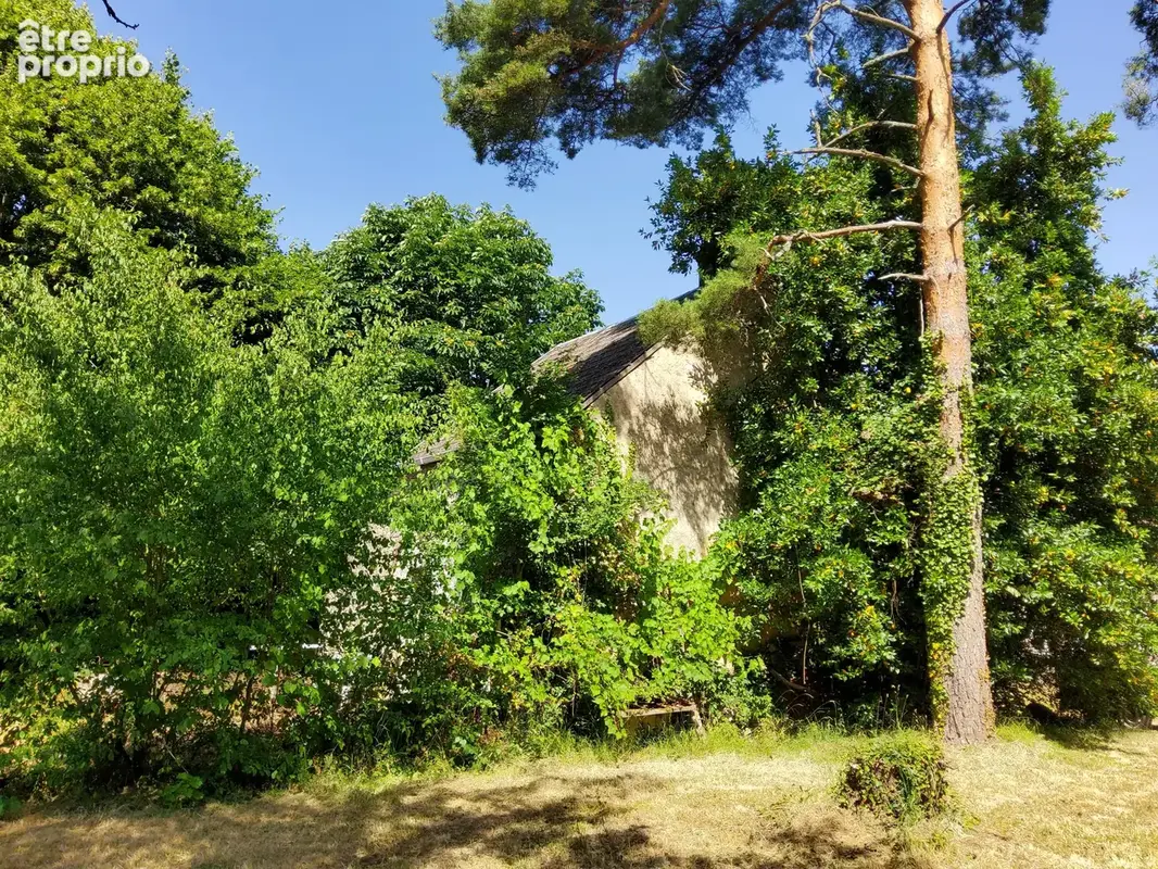 Longere avec sa grange, son ancienne ecurie  et son terrain clos de 2 723 m2 - photo 3