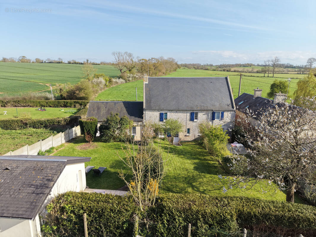 Maison à ISIGNY-SUR-MER