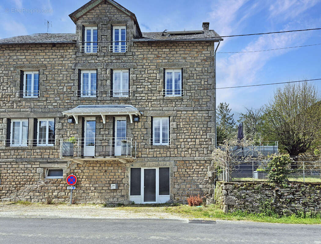 Maison à MADRANGES