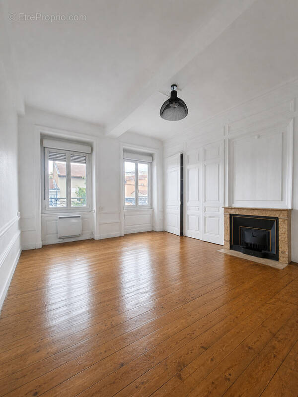 Appartement à LYON-3E