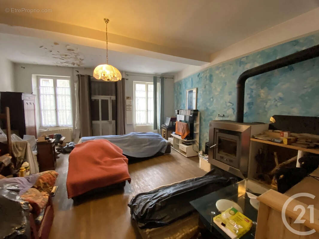 Maison à CHAMPLEMY
