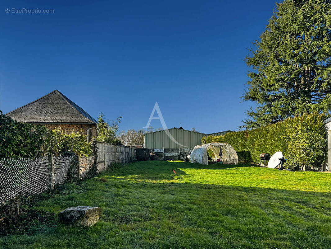 Terrain à LE MESNIL-ESNARD