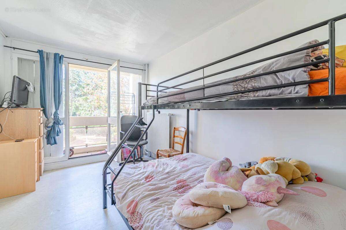 Appartement à EPINAY-SUR-SEINE