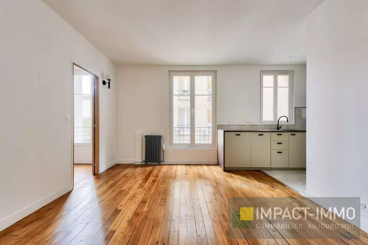 Appartement à COURBEVOIE