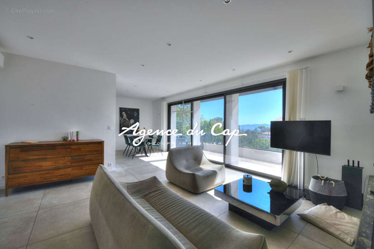 Appartement à SAINT-RAPHAEL