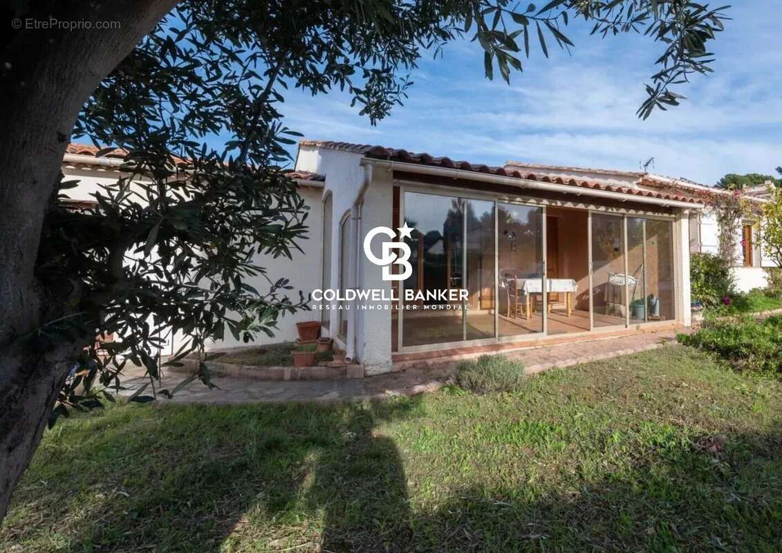 Maison à BORMES-LES-MIMOSAS