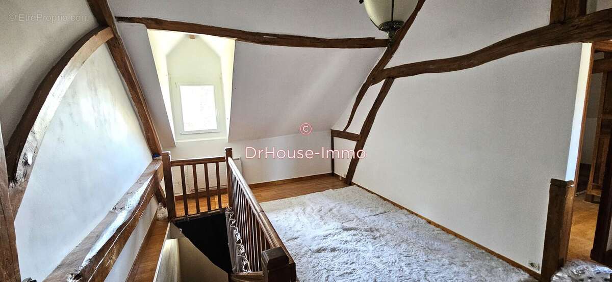 Maison à LA VENDUE-MIGNOT