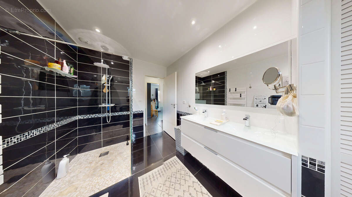 Maison à SAINT-NAZAIRE-D'AUDE