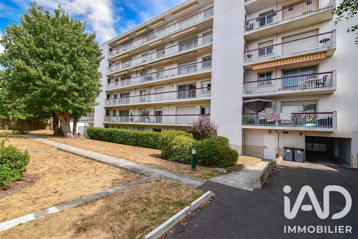 Photo 1 - Appartement à LIVRY-GARGAN