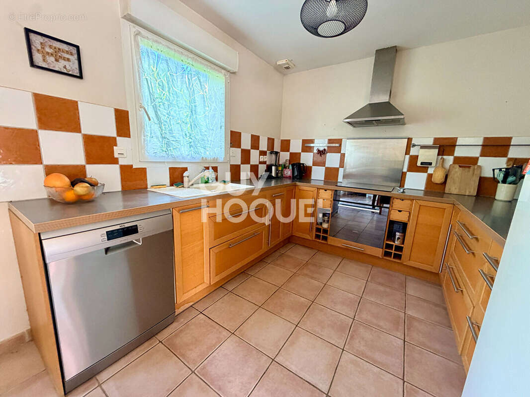 Maison  4 chambres 145.04 m2 - photo 9