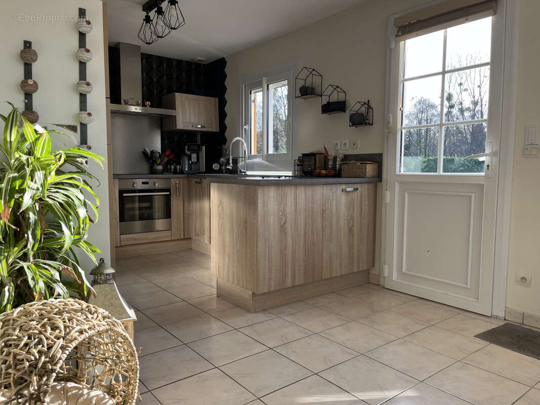 Maison à SAINT-MARS-DE-LOCQUENAY