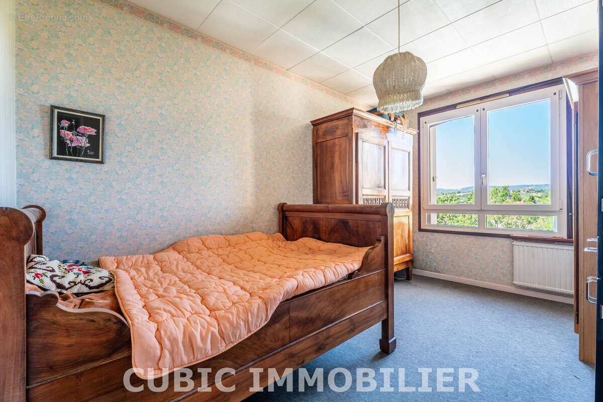 Appartement à LIMAS