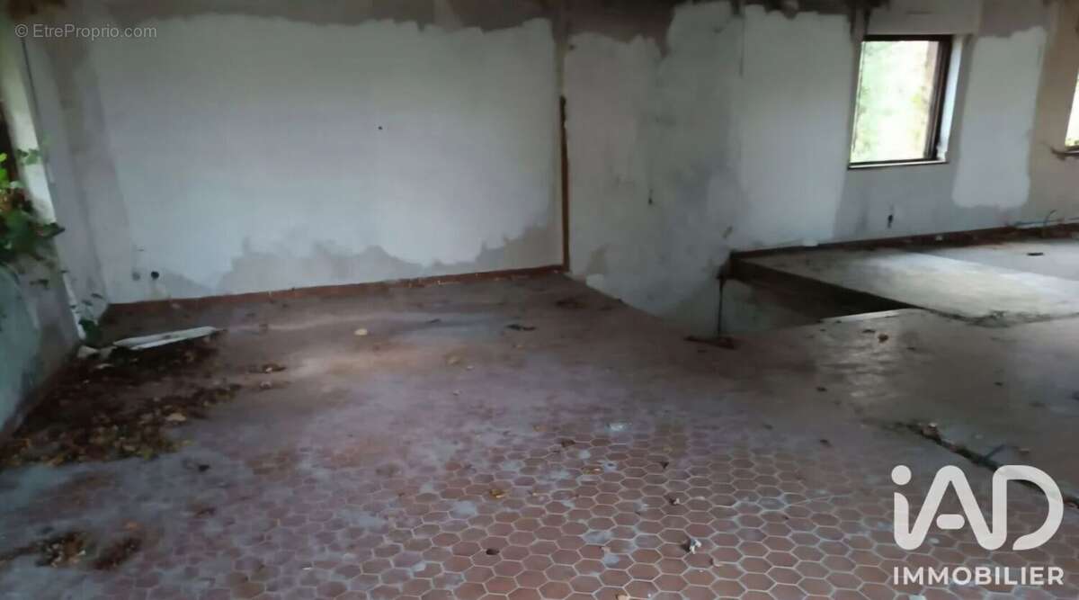 Maison 109 m² à Luneville  - photo 3