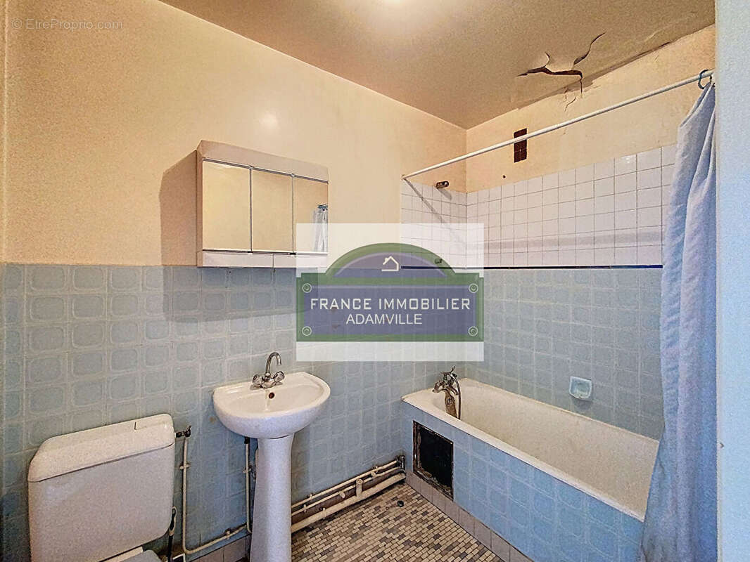 Appartement à SAINT-MAUR-DES-FOSSES