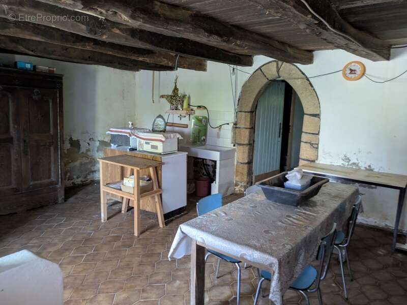 Locmalo en campagne jolie maison en pierre sous ardoise a renover de 3 pieces 90m² environ parcelle de 2569m² environ - photo 2