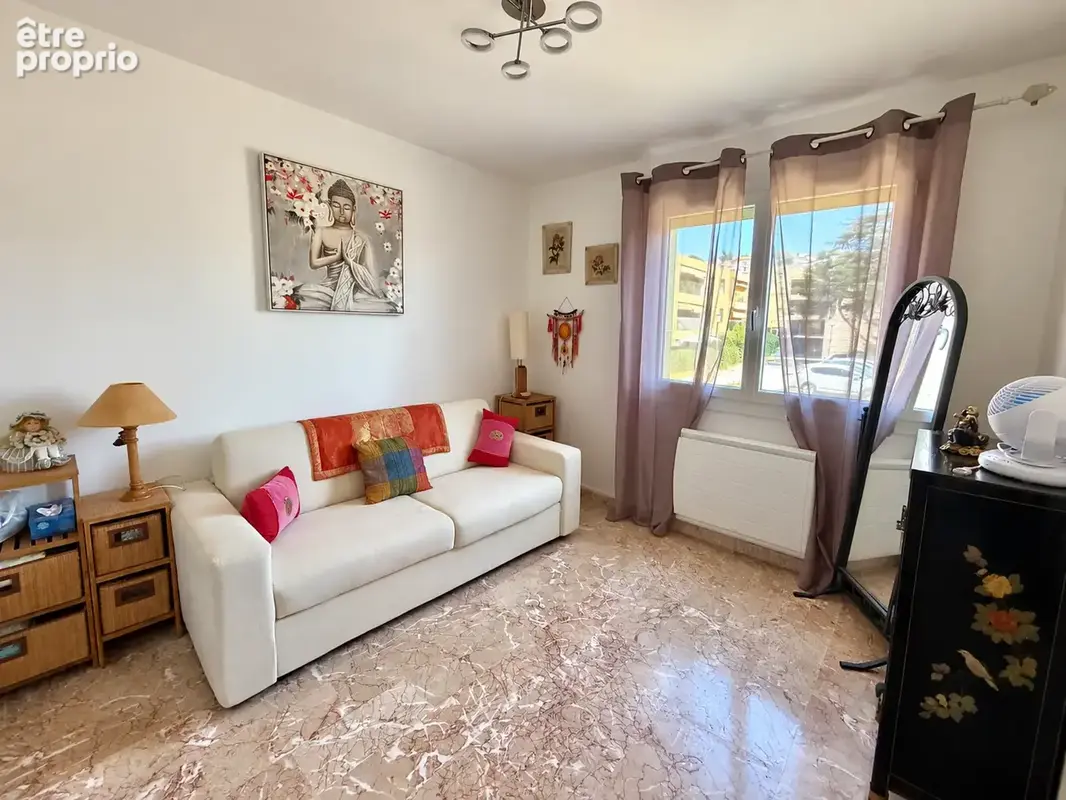 Les Lônes - T4 traversant de 78 m2 - Balcon Ouest - Stationnement privatif - photo 8
