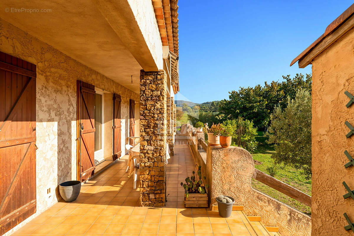 Maison à BOUC-BEL-AIR