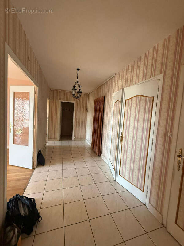 Appartement à LYON-8E
