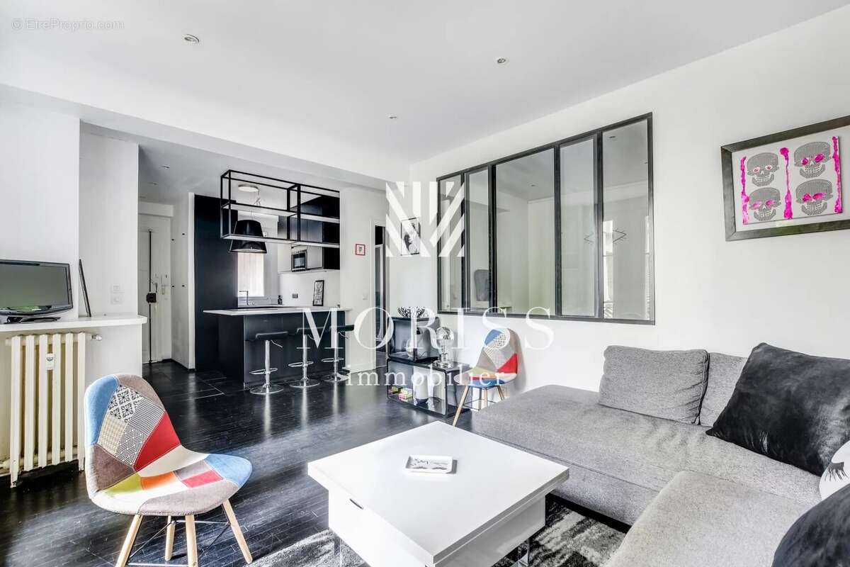 Appartement à PARIS-17E