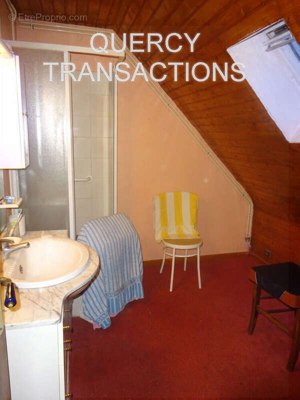 sd wc etage - Maison à CAHORS