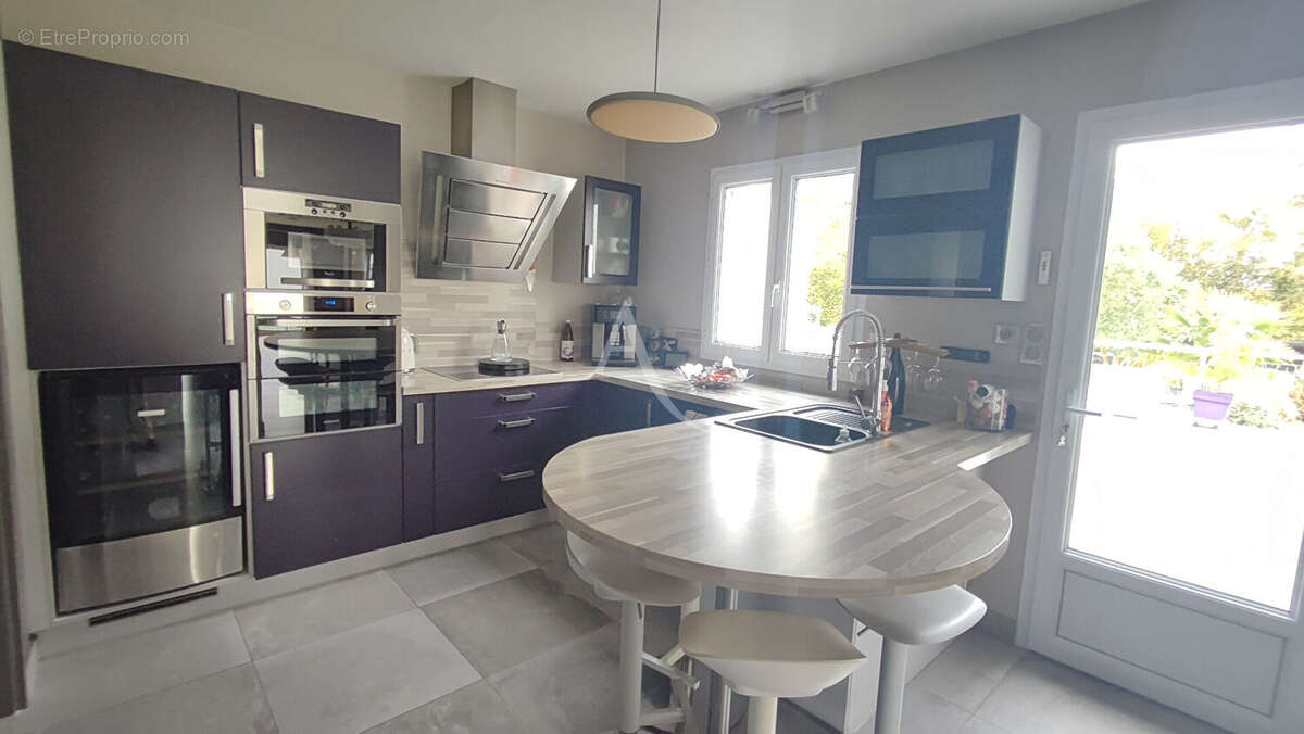 Maison à LA GENETOUZE