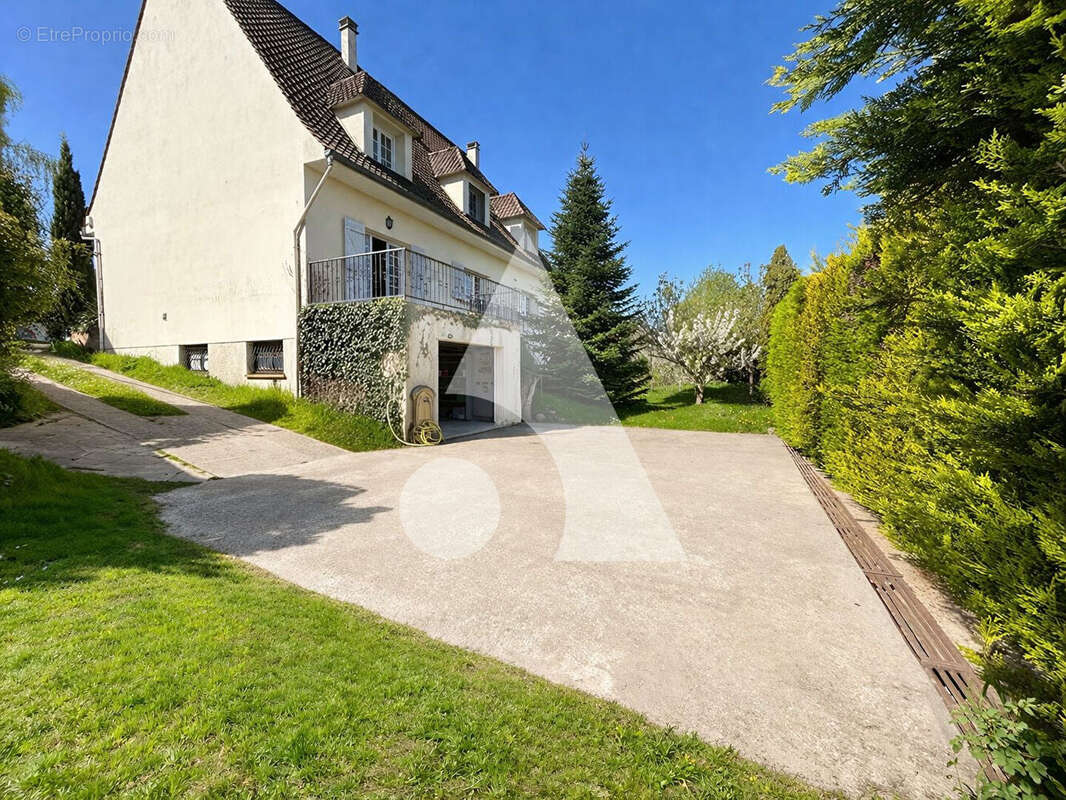 Maison à JABLINES