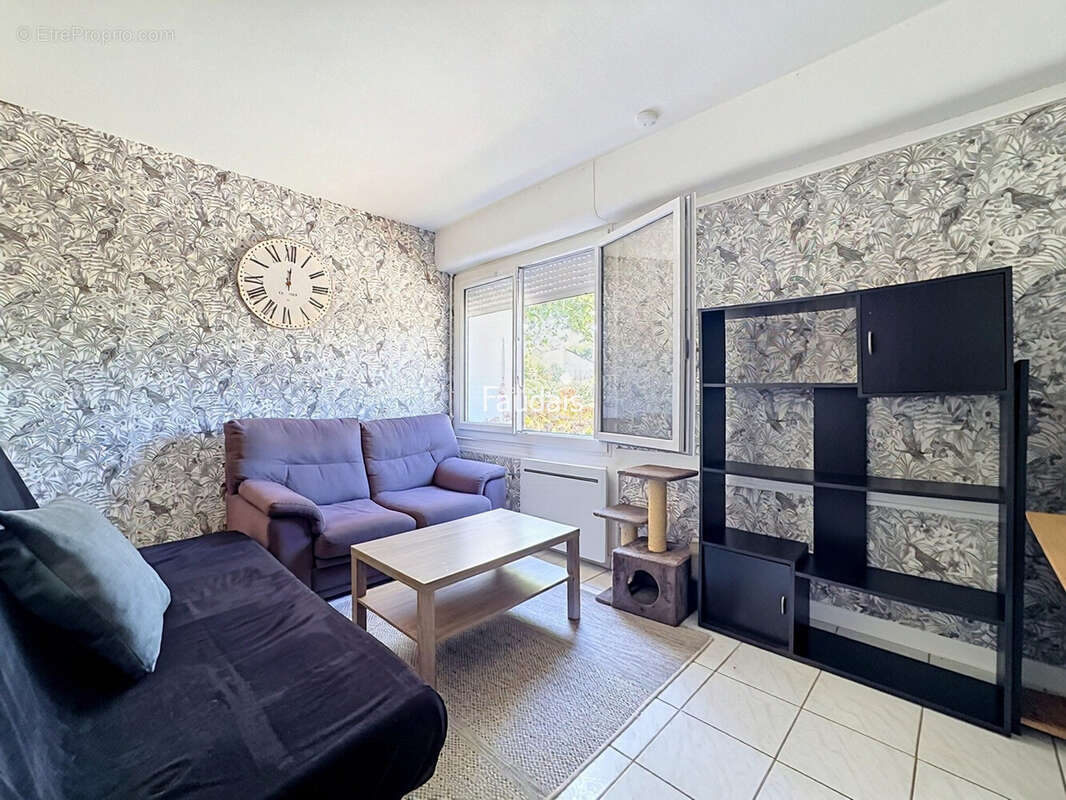 Appartement 38 m² à Saint-Lo  - photo 2