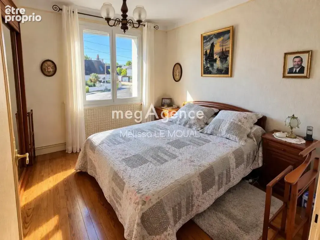 RIANTEC – Maison familiale avec jardin, garage et dépendances - photo 5