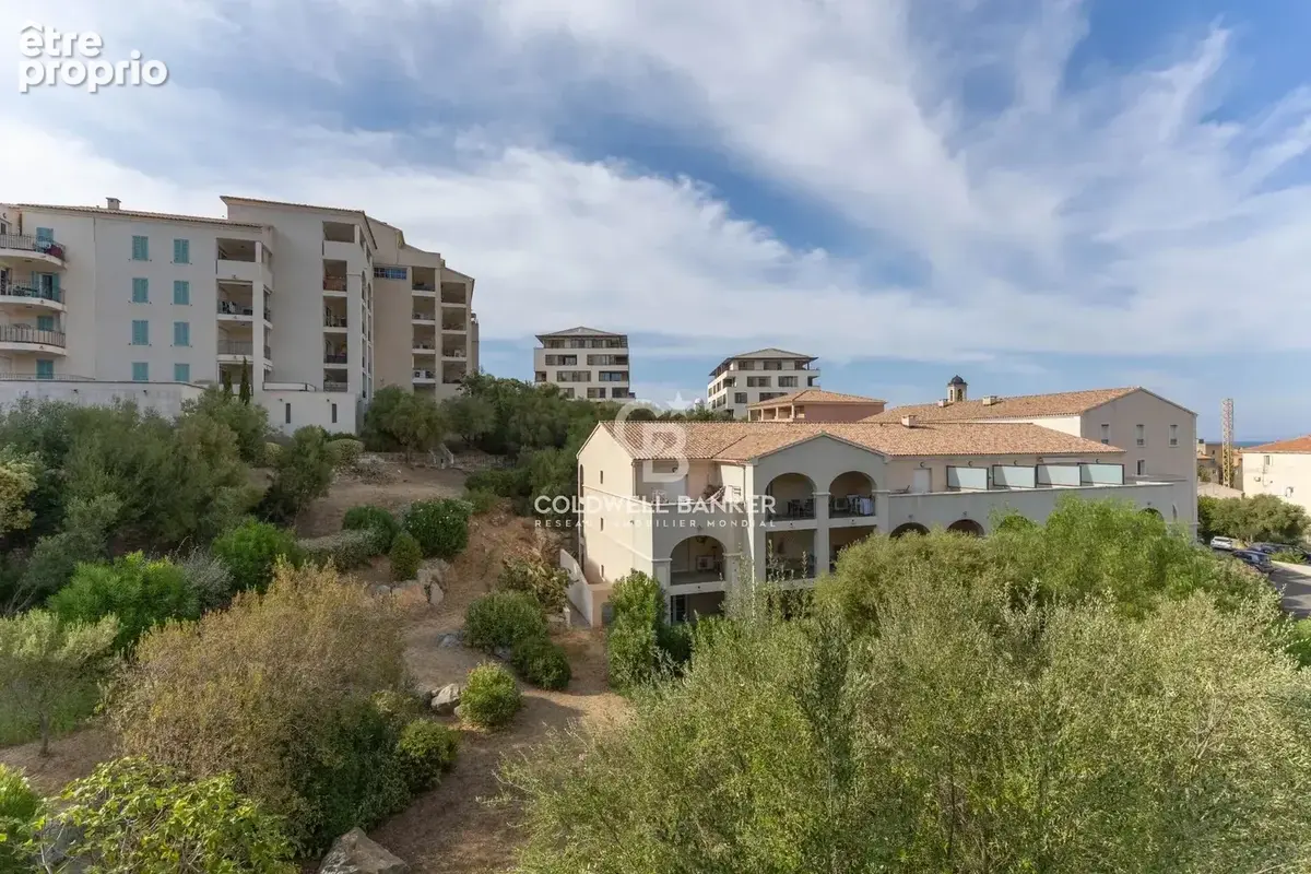 L'ile-rousse - Centre ville - Grand T4 en duplex - Cave & garage - photo 30