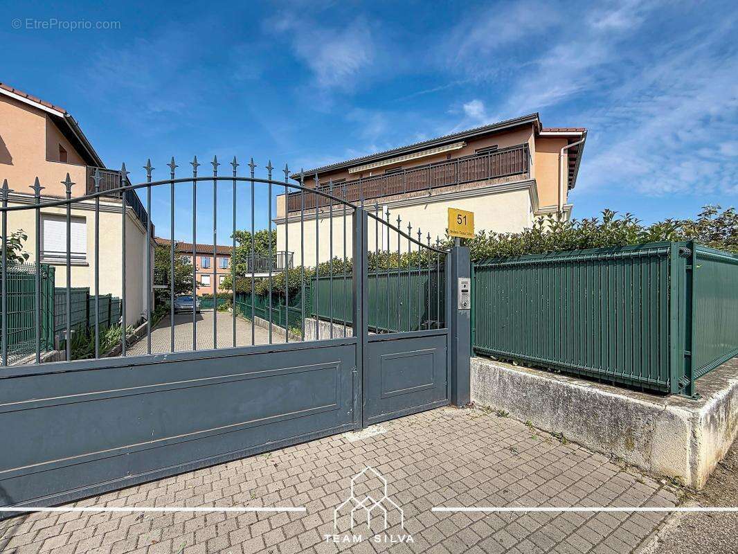 Appartement à TERNAY