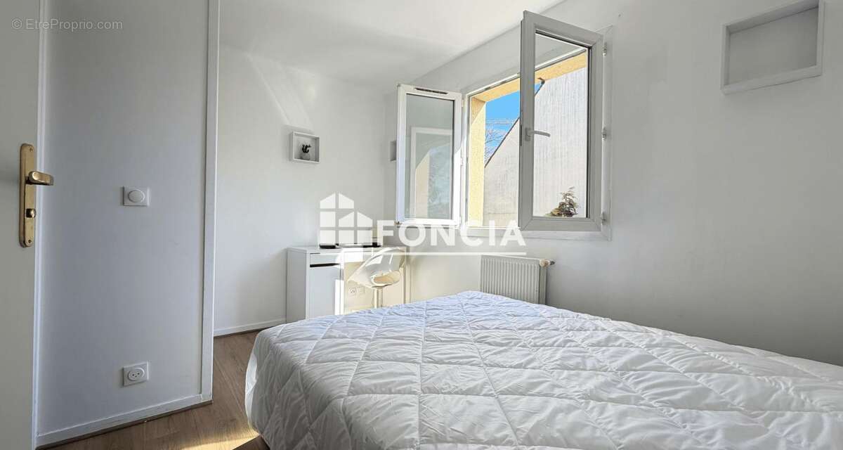 Maison à NANTERRE