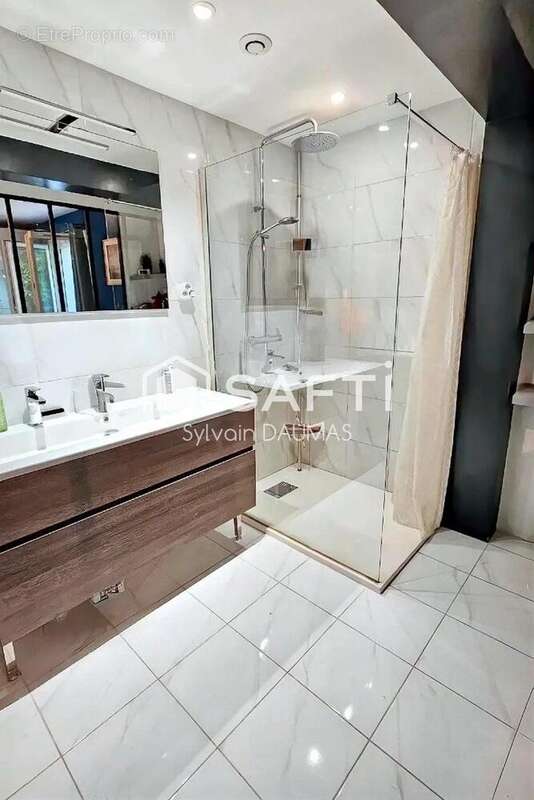 Photo 8 - Maison à OLLIOULES