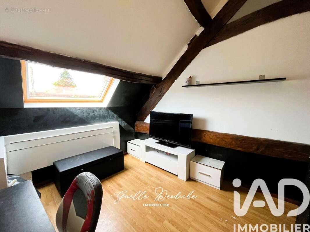 Maison 101 m² à Vimpelles  - photo 8