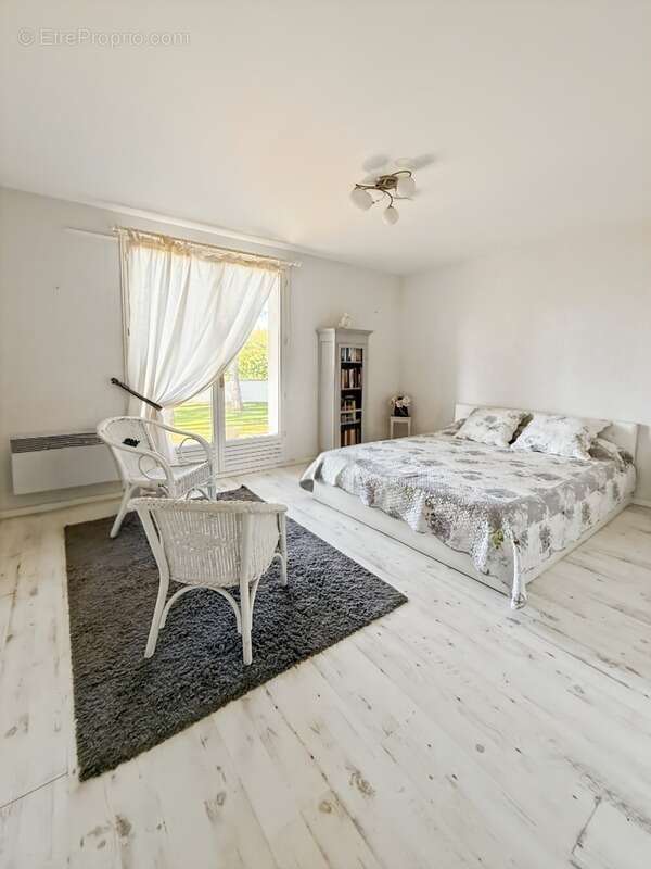 Maison à COUCHES
