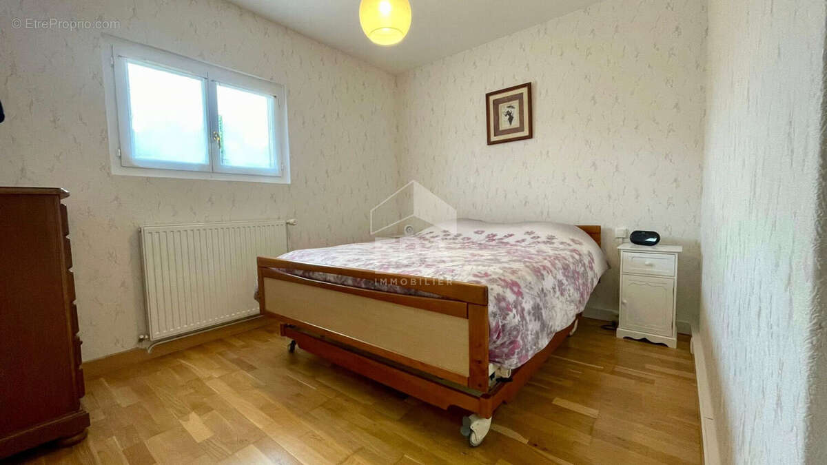 Maison à MORIGNY-CHAMPIGNY