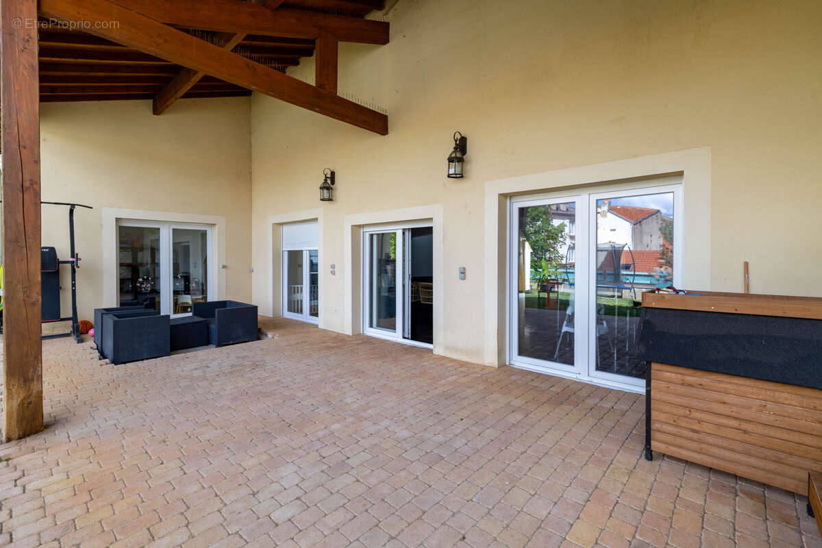 Maison à SAINTE-MARIE-AUX-CHENES