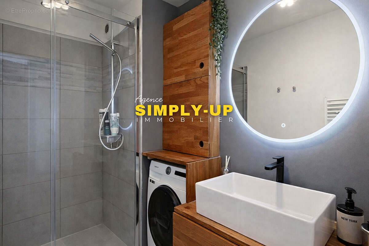 Appartement à ASNIERES-SUR-SEINE