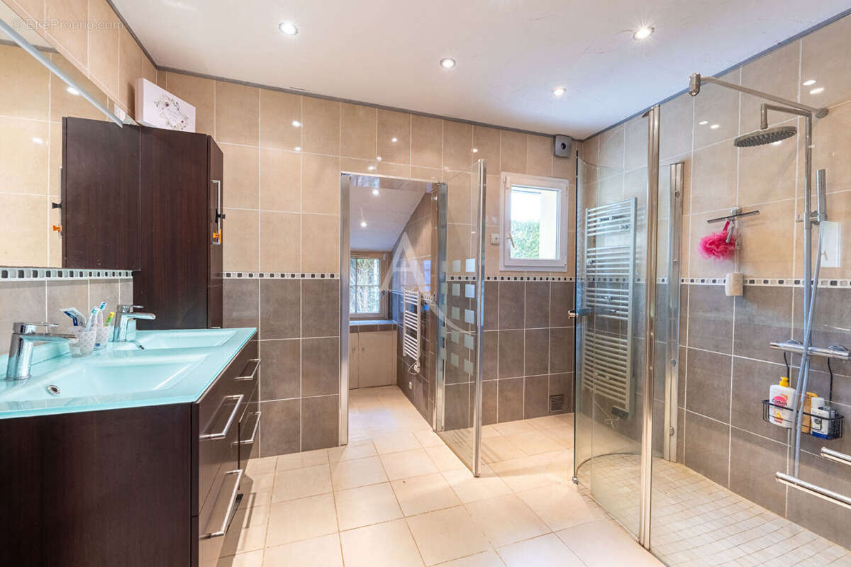 Maison à SERAINCOURT