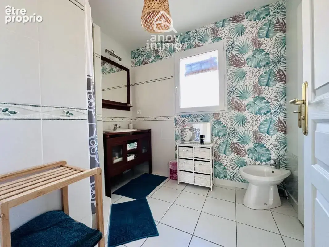 Garat   Maison d'architecte de plain-pied de 203,92 m2 avec - photo 11